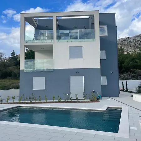 Apartmán Bofor Kuciste